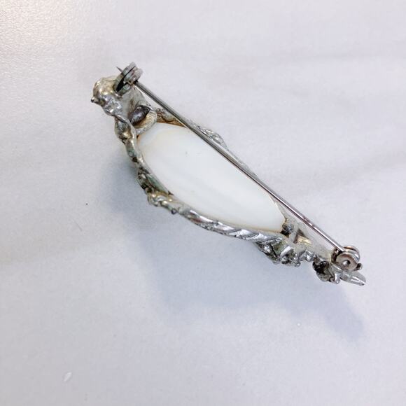 Rare Kitschy Selro Face Brooch, Vintage Fantasy, Mother of Pearl, Asian Gothic - Picture 5 of 6